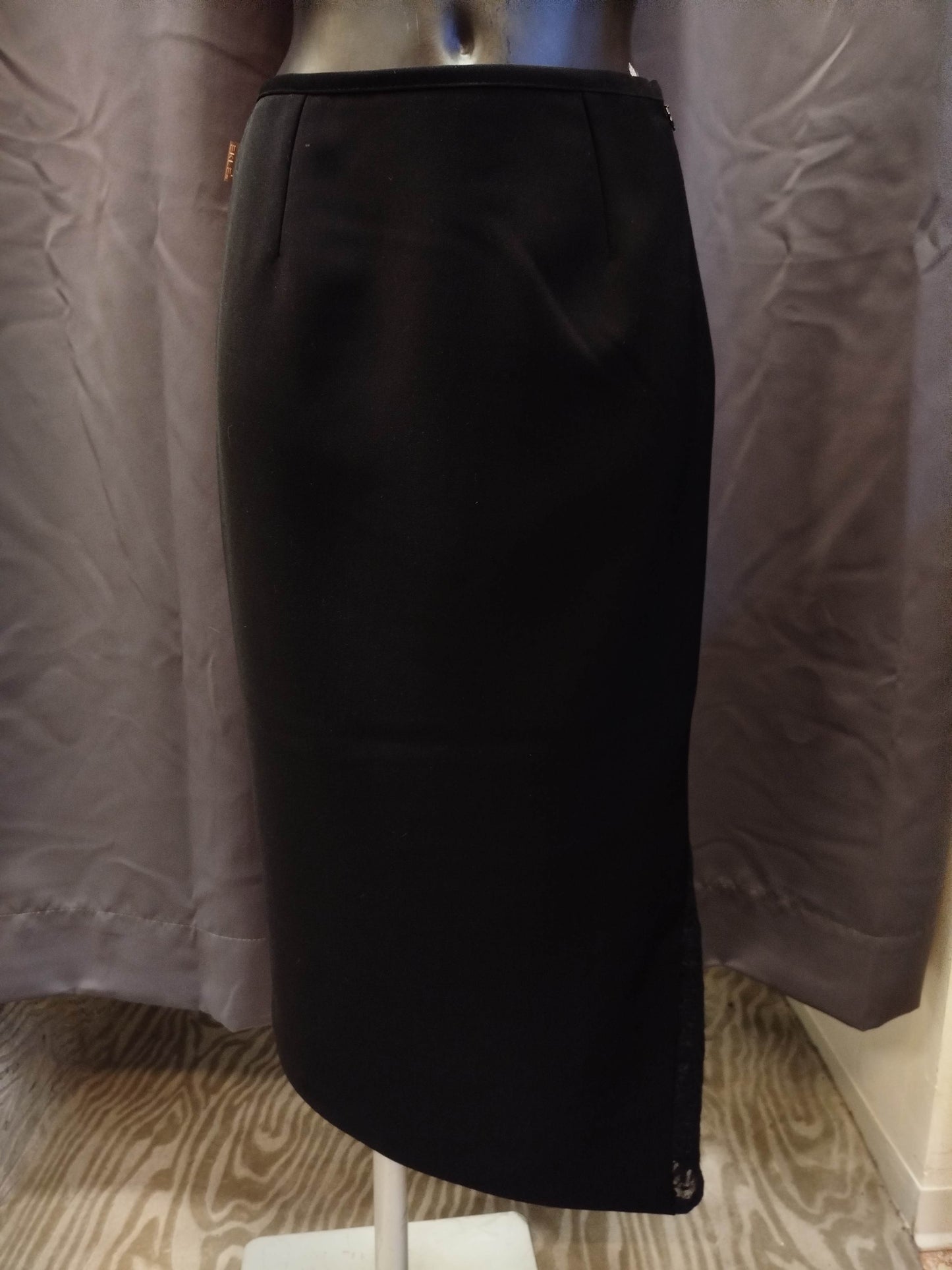 Gonna nera Eklè asimmetrica ( M donna)